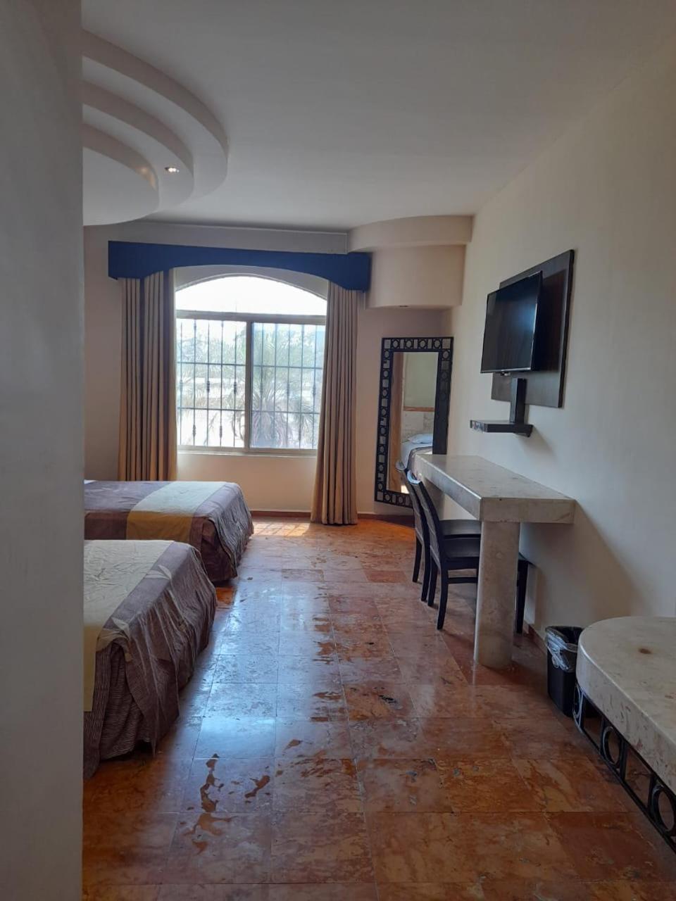 Hotel A'Ponte Merida Bagian luar foto